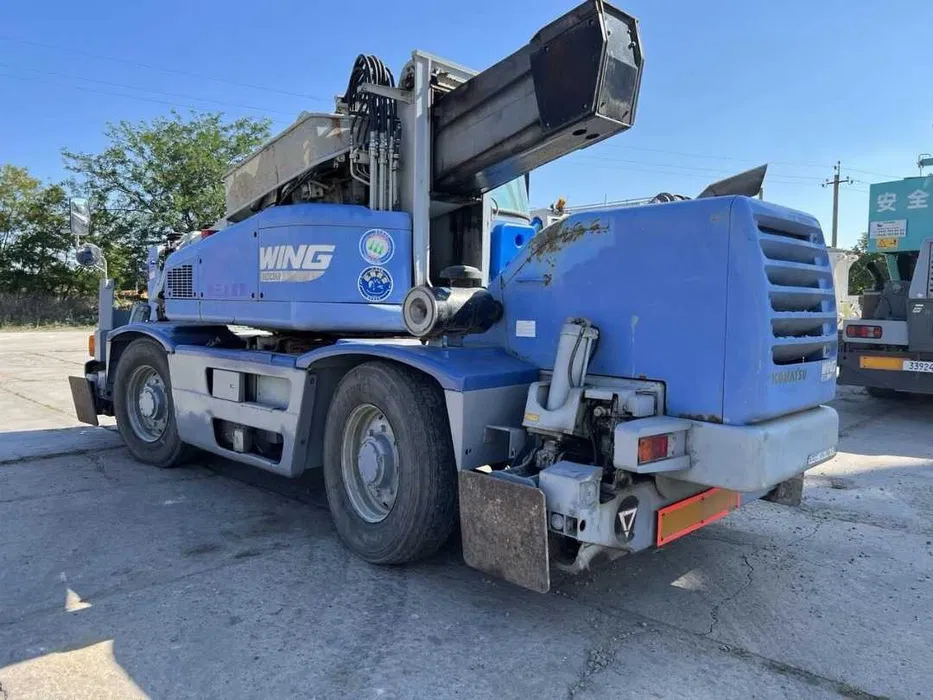 Автокран Komatsu LW100M-1 Автокран Komatsu LW100M-1