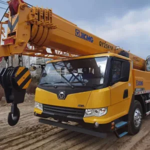 Автокран XCMG QY25K5F Автокран XCMG QY25K5F