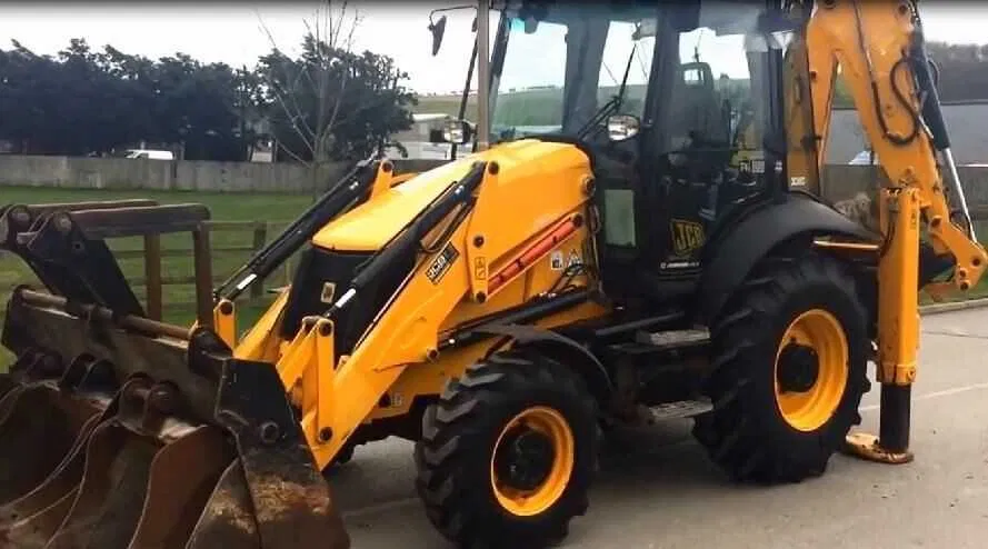 Экскаватор-погрузчик JCB 3CX Экскаватор-погрузчик JCB 3CX