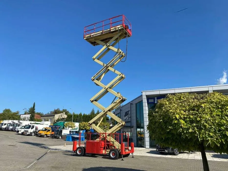 Ножичний підйомник JLG RTS500 Ножичний підйомник JLG RTS500