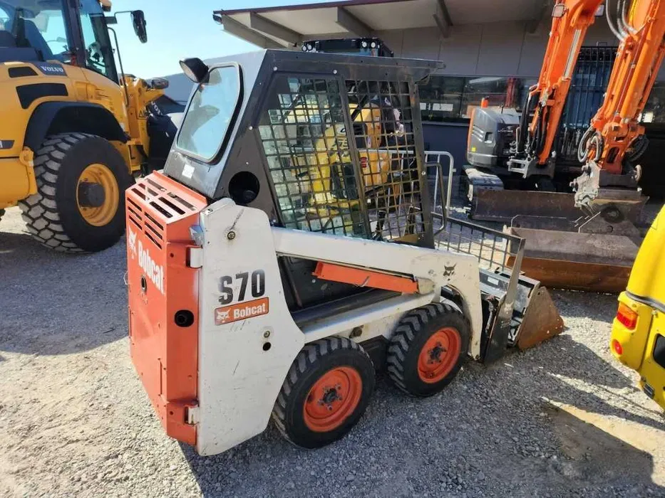 Мини-погрузчик Bobcat S70